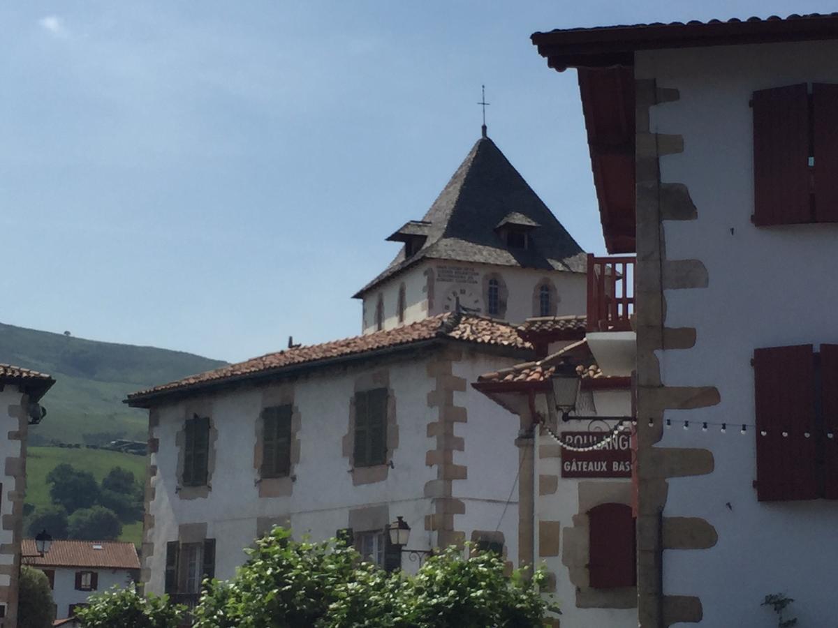 Hotel Lastiry Sare Exterior photo